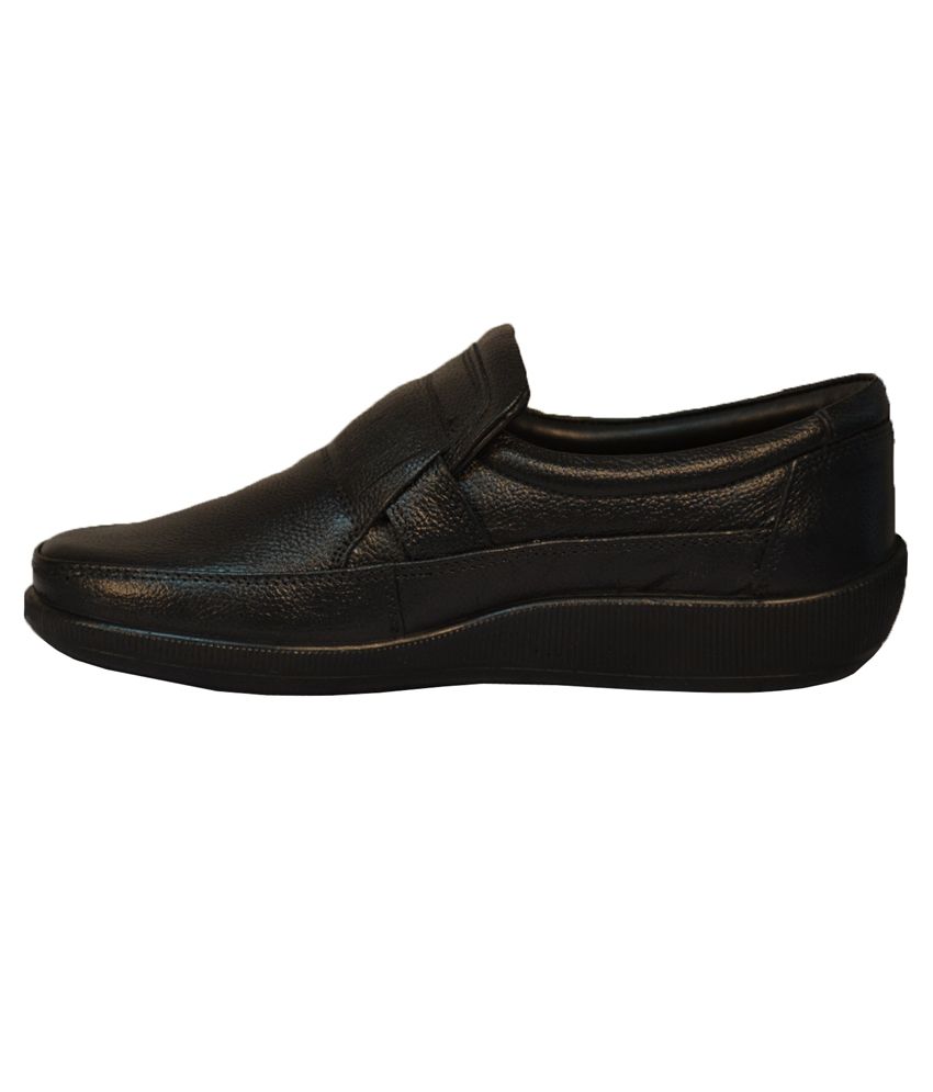 Tsf Black Leather Formal Shoes Price in India- Buy Tsf Black Leather ...