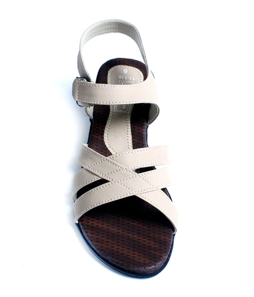 Dolphin Miles Titanic Heeled Sandal Price in India- Buy Dolphin Miles ...