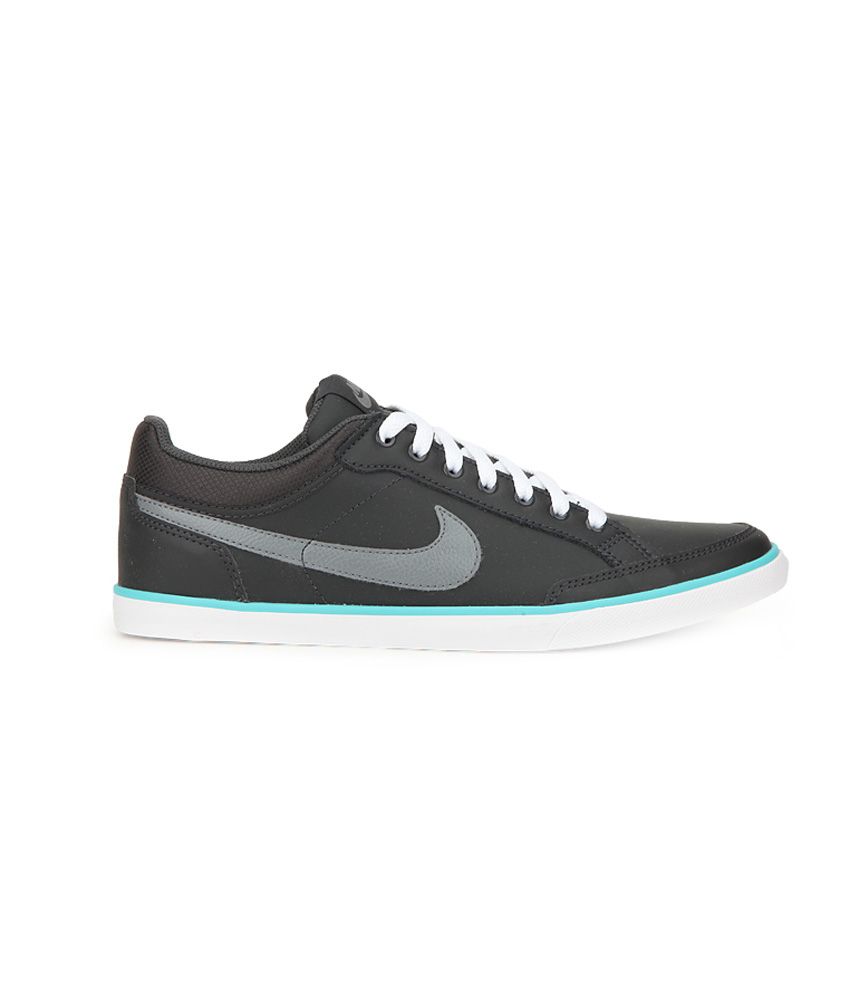nike trainers canvas