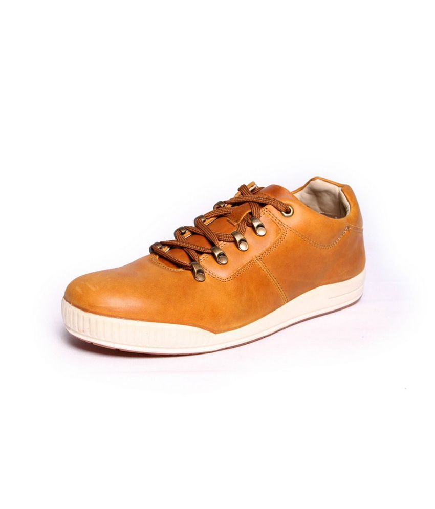 woodland shoes tan colour