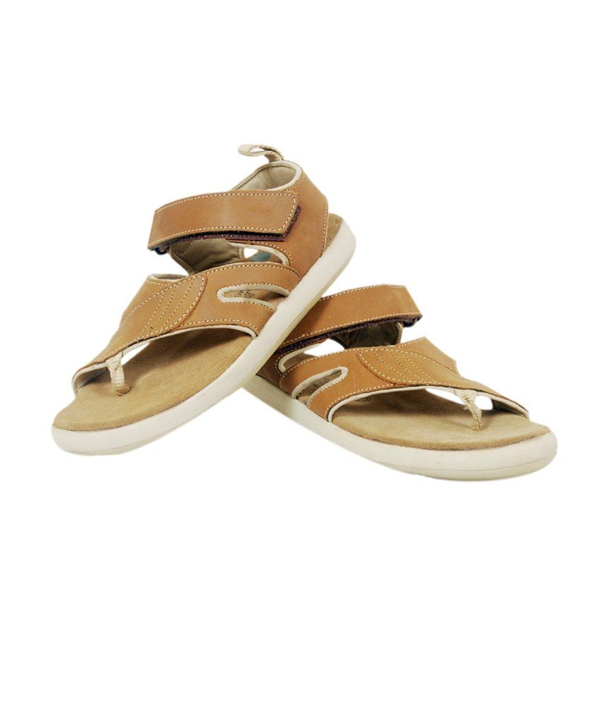 snapdeal woodland sandals