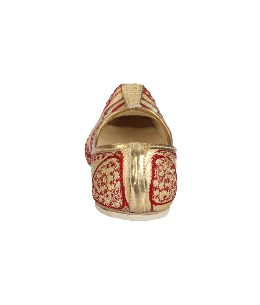 Ethnic Collection Beige Ethnic Footwear - Buy Ethnic Collection Beige ...