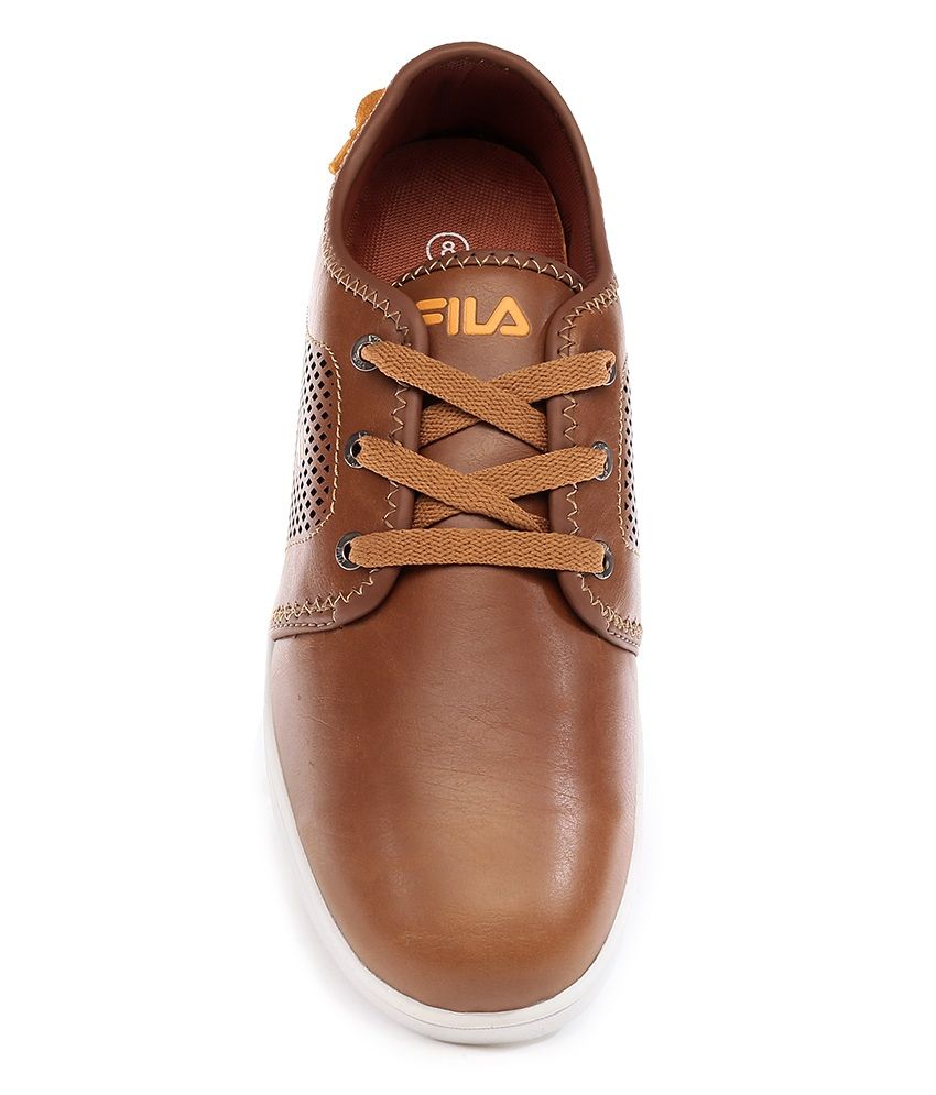 fila sneakers tan