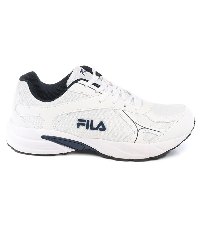 fila white shoes india