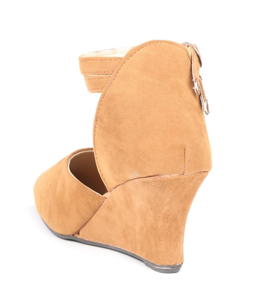 tan flat wedge sandals