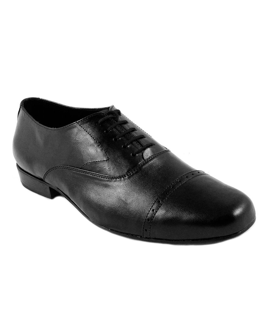 GCIFortune Shoes (Div. of Claude Lorrain Pvt Ltd) Black Formal Shoes ...