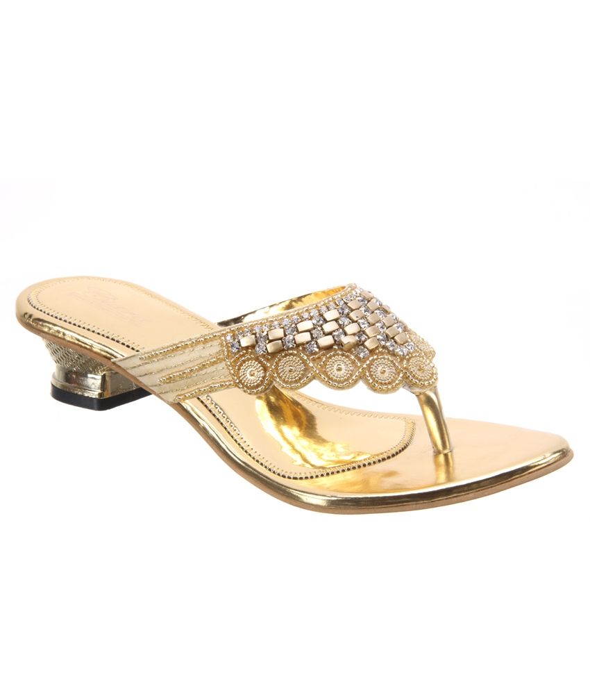 golden chappal online