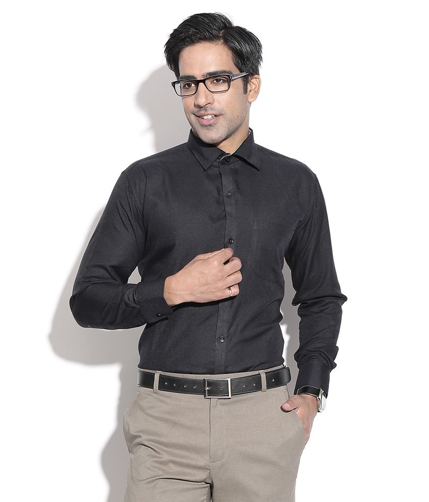 black shirt and brown pants