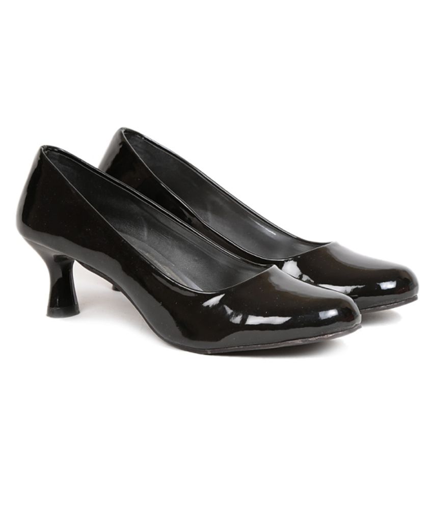 Sindhi Footwear Black Kitten Pumps Price in India- Buy Sindhi Footwear