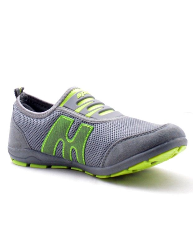 relaxo sports shoes price