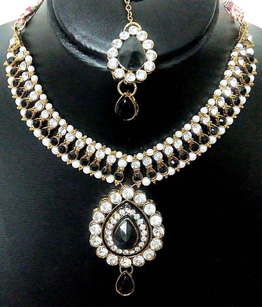 Glittering World Designer Pearl And Cz Stone Necklace Mang Tikka Set In 