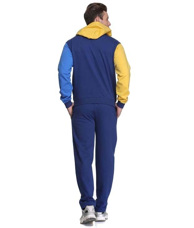 smart casual tracksuit