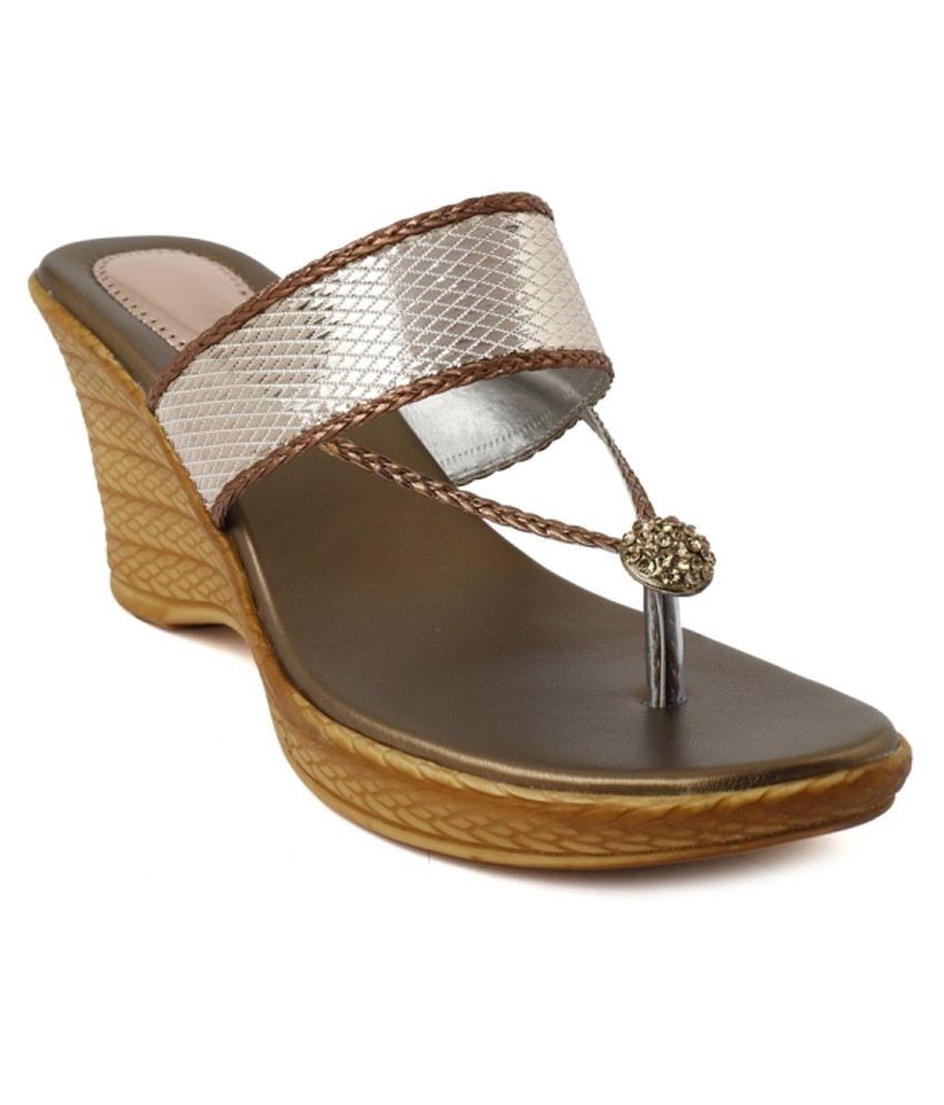 Wellworth Golden High Heel  Ethnic  Sandal  Price in India 