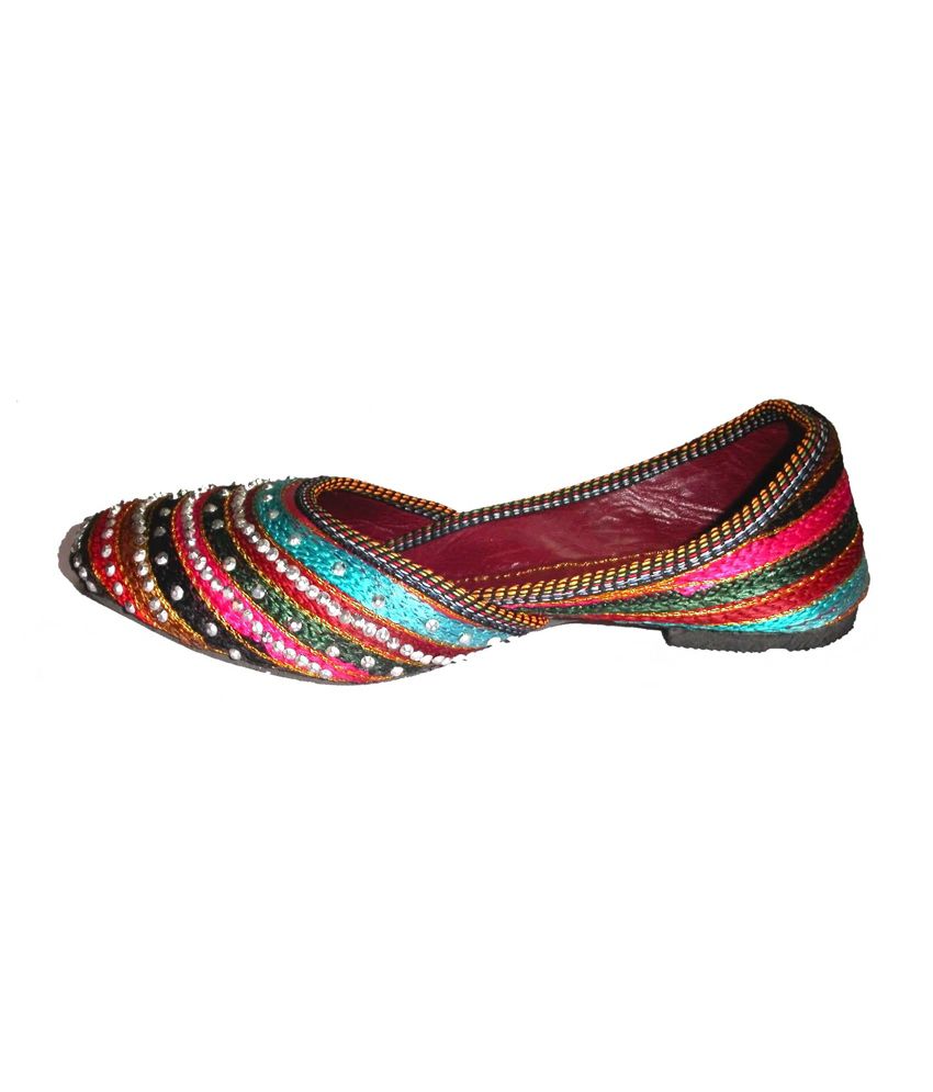 Buy Ladies Jutti Online at Snapdeal