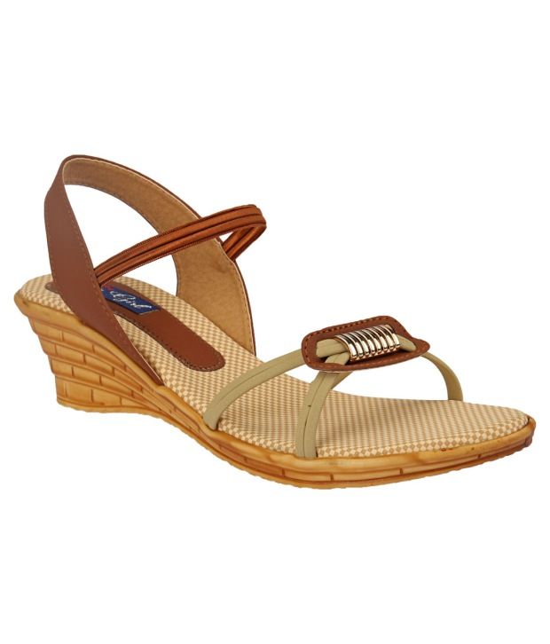 ALDO Pouche - Women Wedge Sandals | Womens sandals wedges, Wedge sandals, Shoes