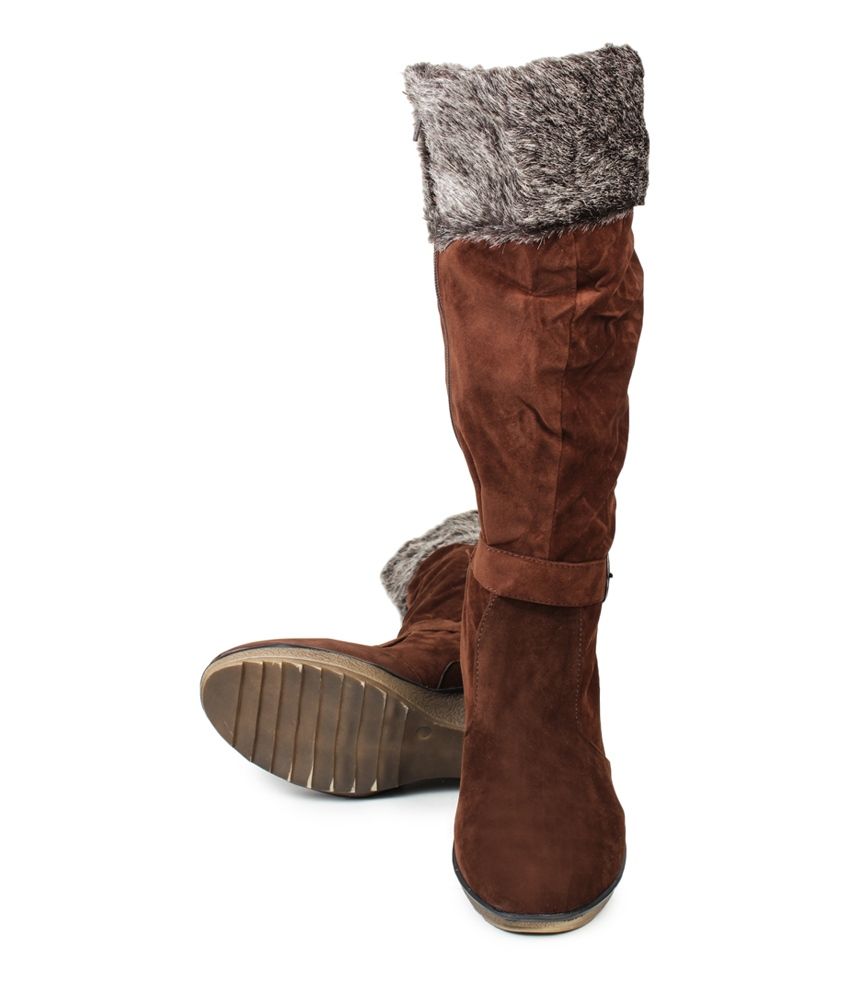 womens flat boots brown