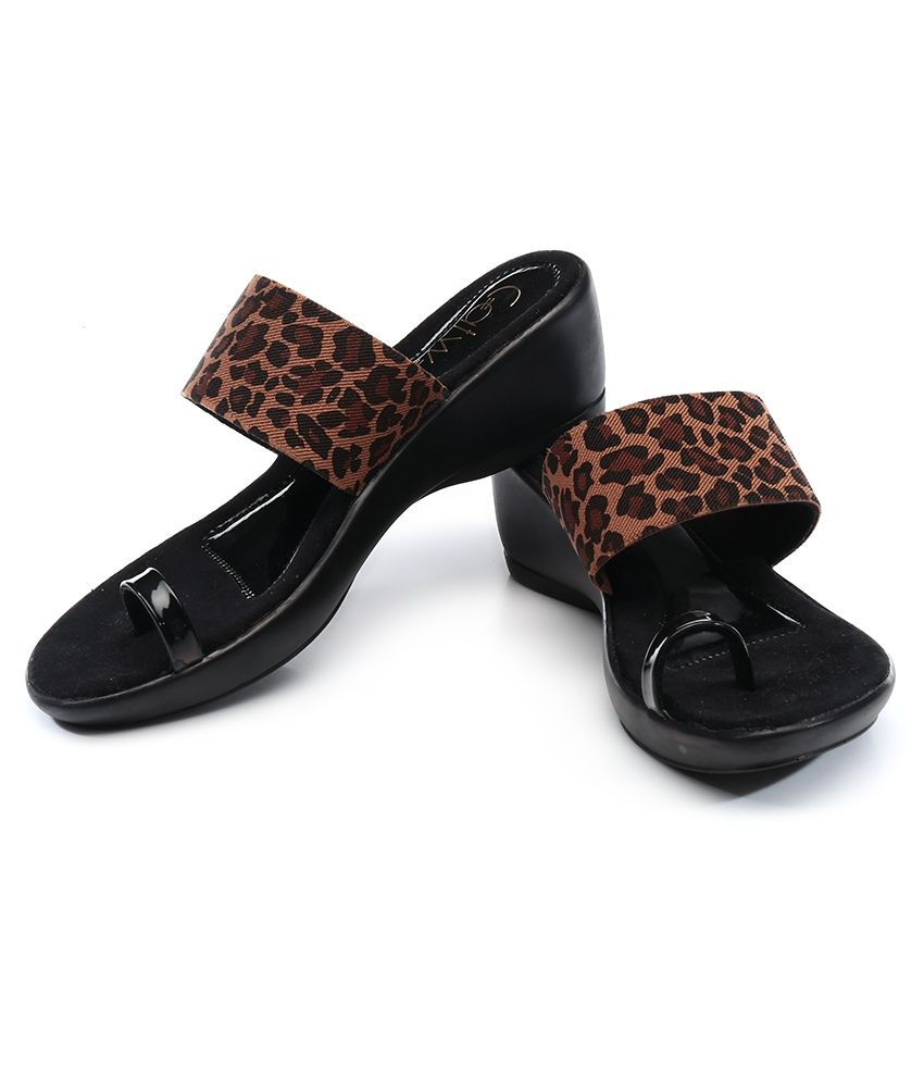 catwalk sandals near me