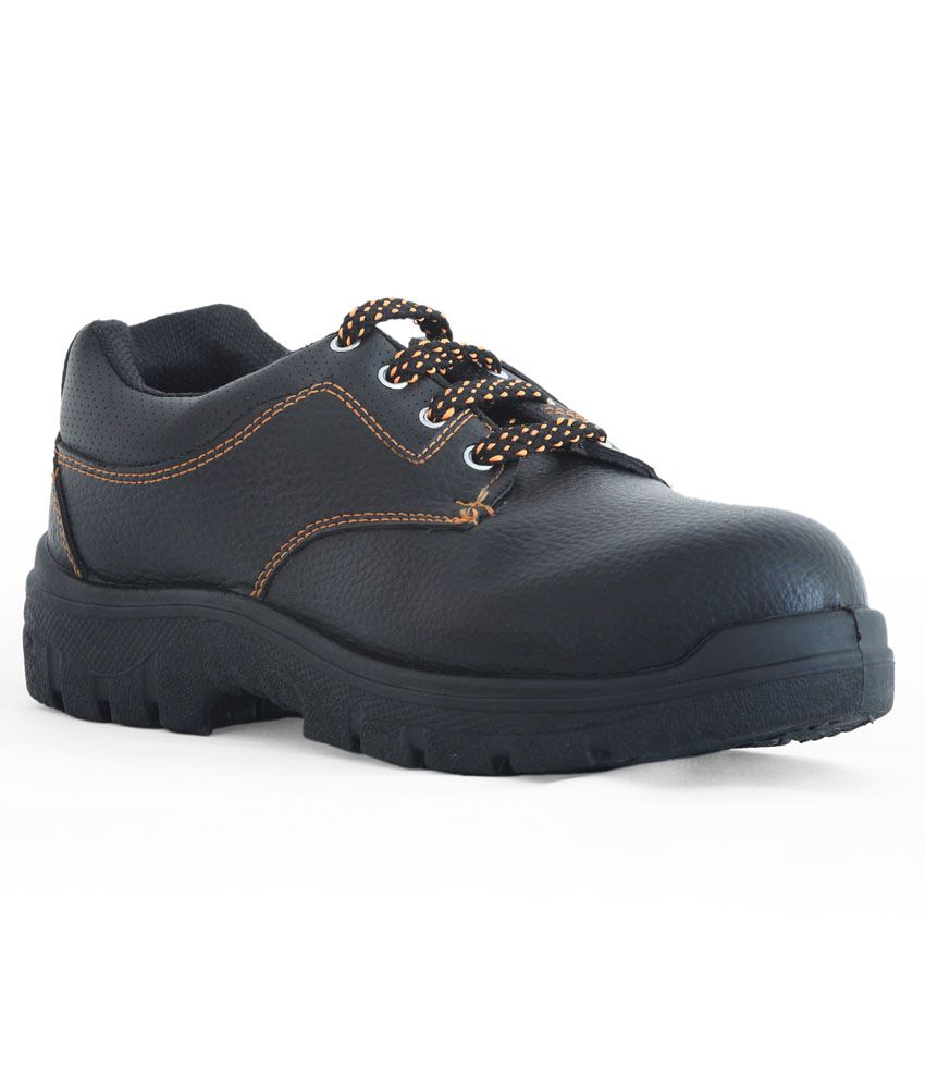 atom safety shoes price