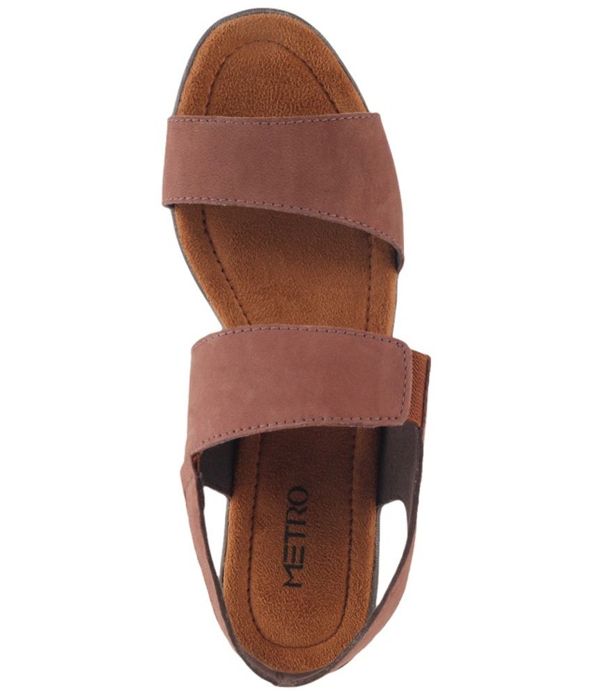 Metro Comfortable Brown Sandals Price in India Buy Metro Comfortable