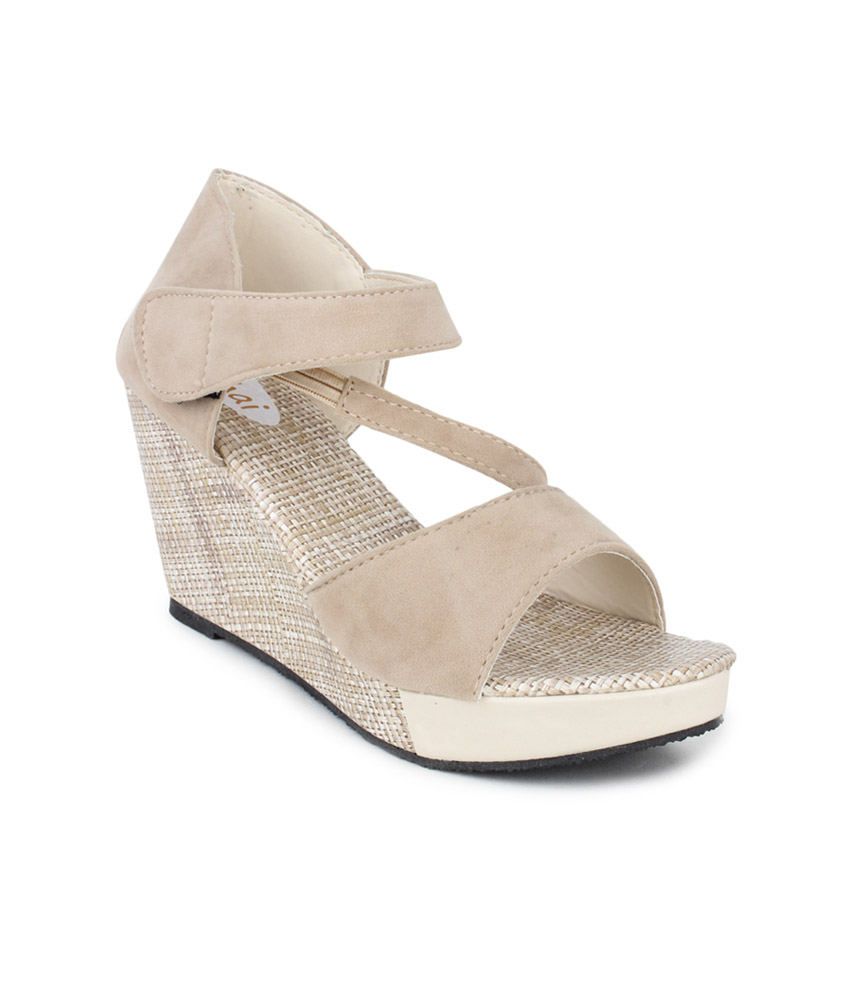 party wedges