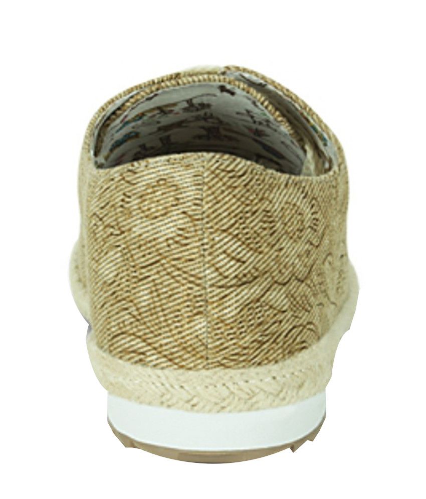 Get Glamr Beige Comfort Casual Shoes Price in India- Buy Get Glamr ...