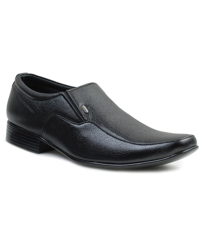 action shoes for mens formal