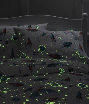 Featured image of post Bed Sheets Cartoon Characters There are 448 cartoon bed sheets for sale on etsy and they cost 38 65 on average