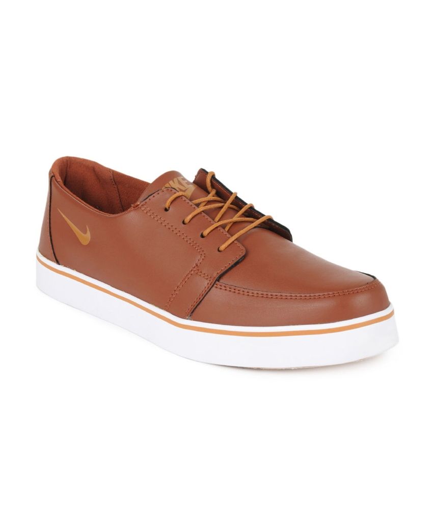 nike brown and tan shoes