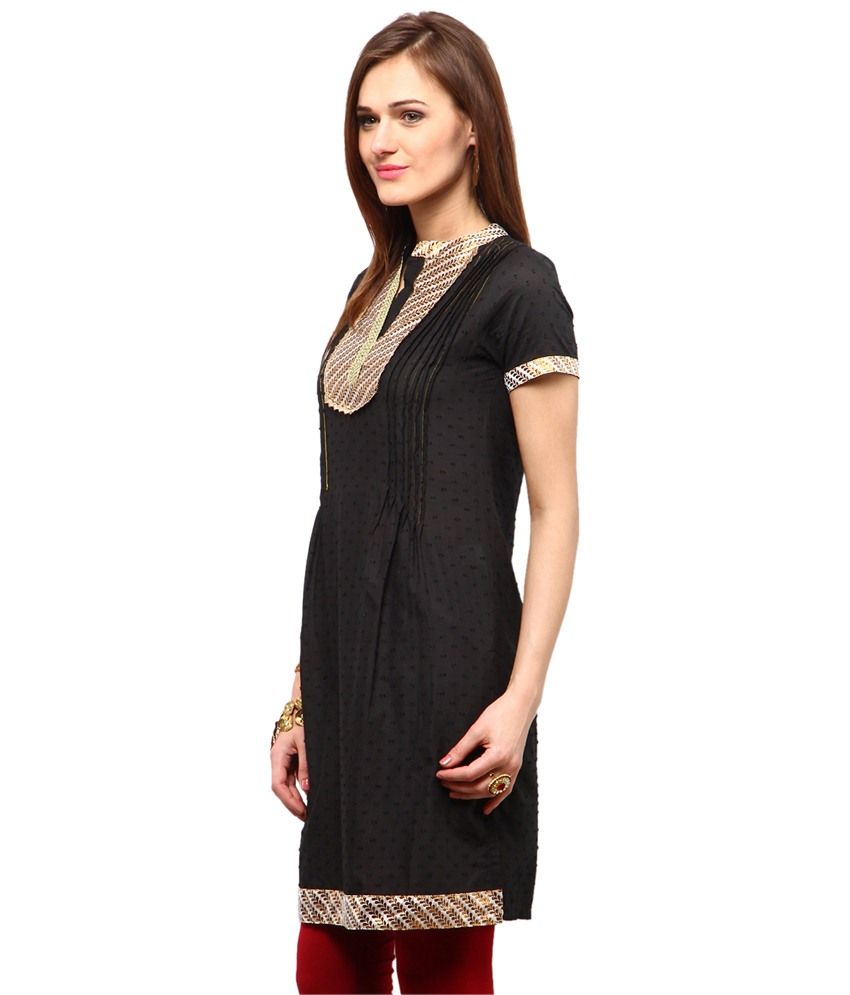 sleeveless strappy kurti