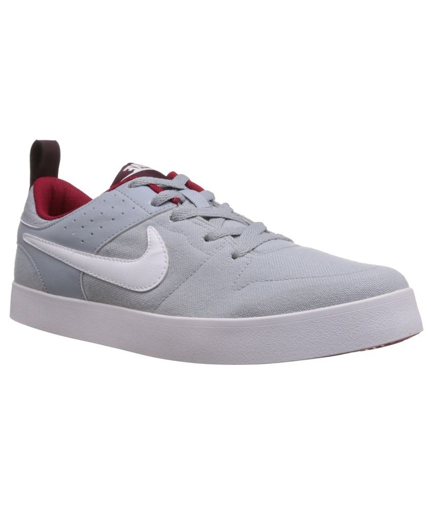 nike grey casual shoes