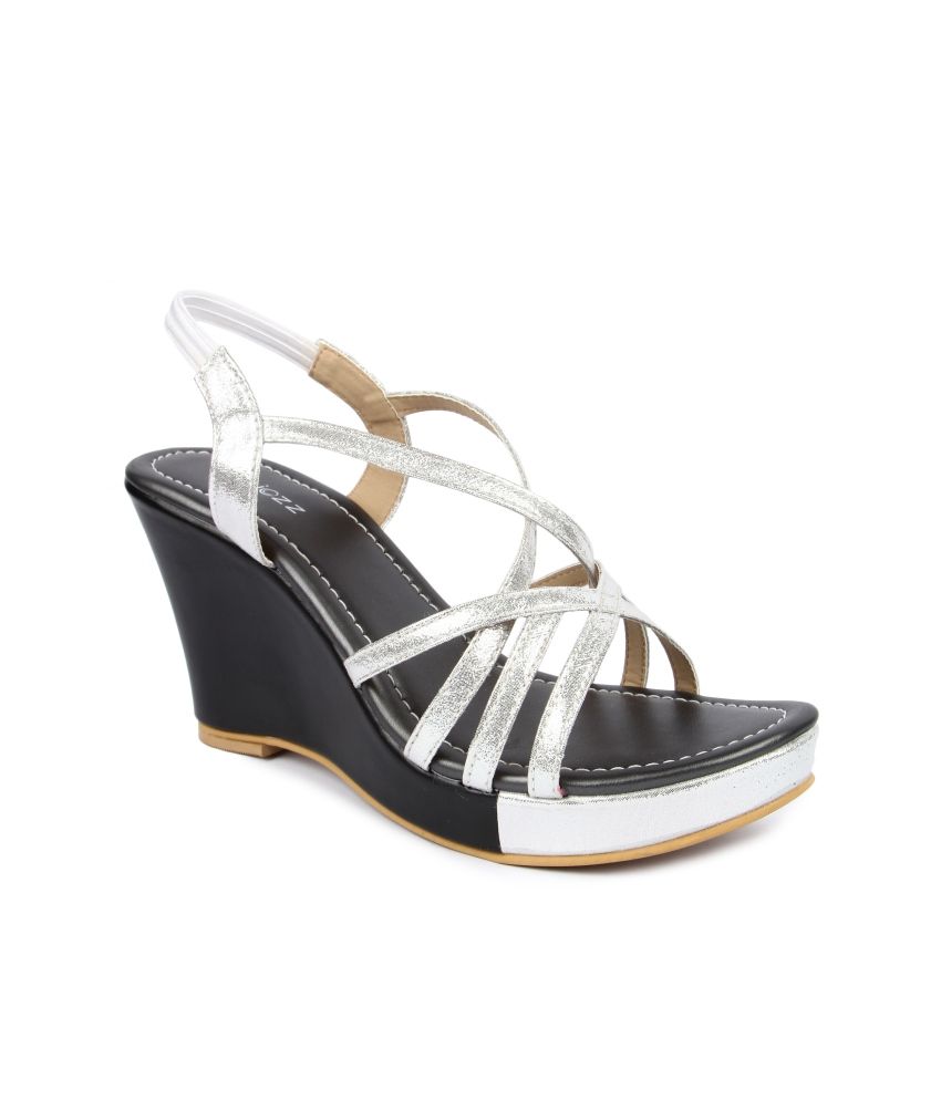 curiozz sandals