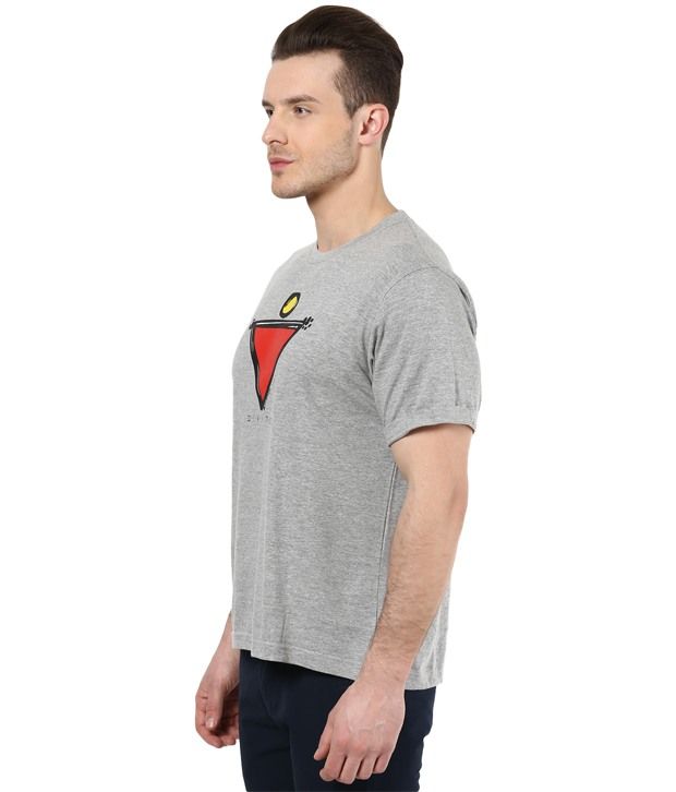 light grey mens tshirt