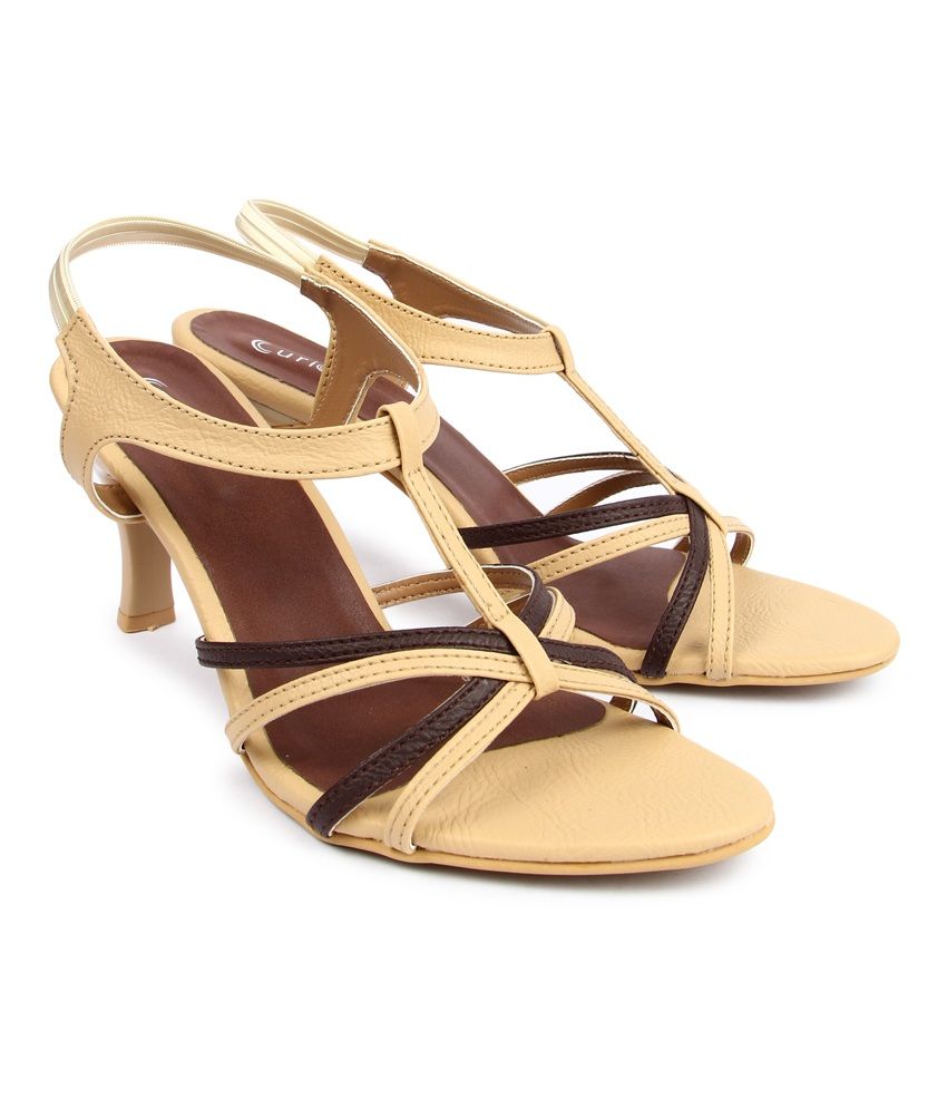 curiozz sandals
