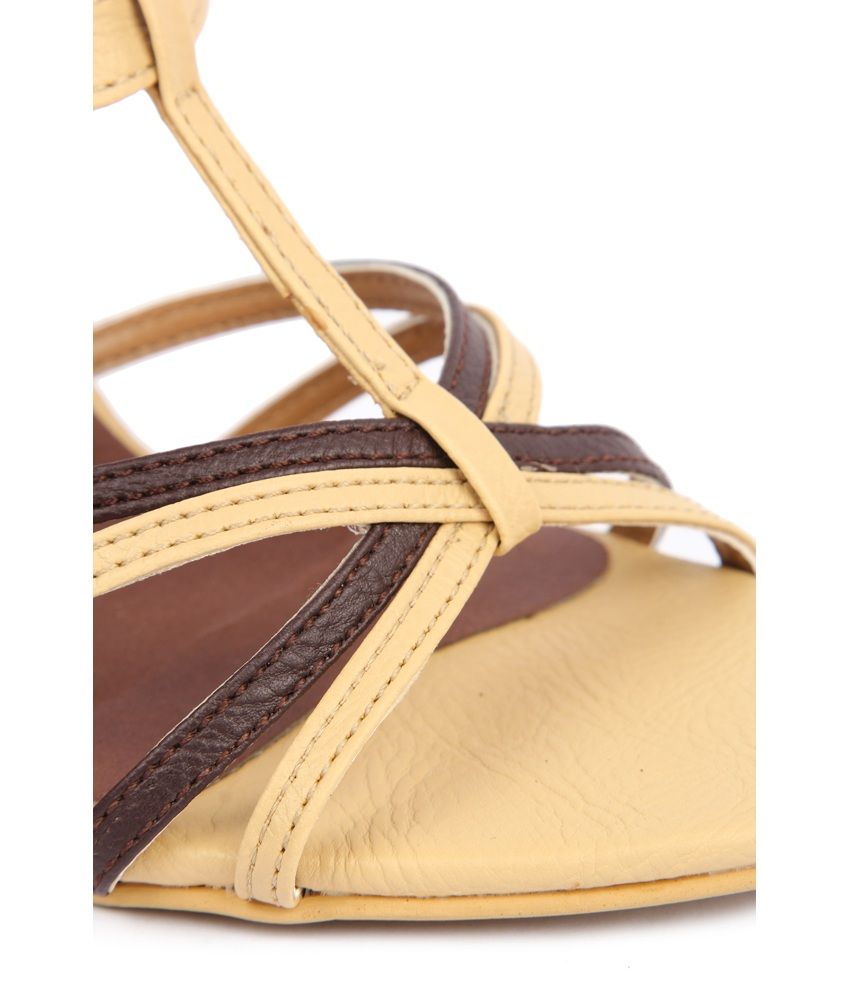 curiozz sandals