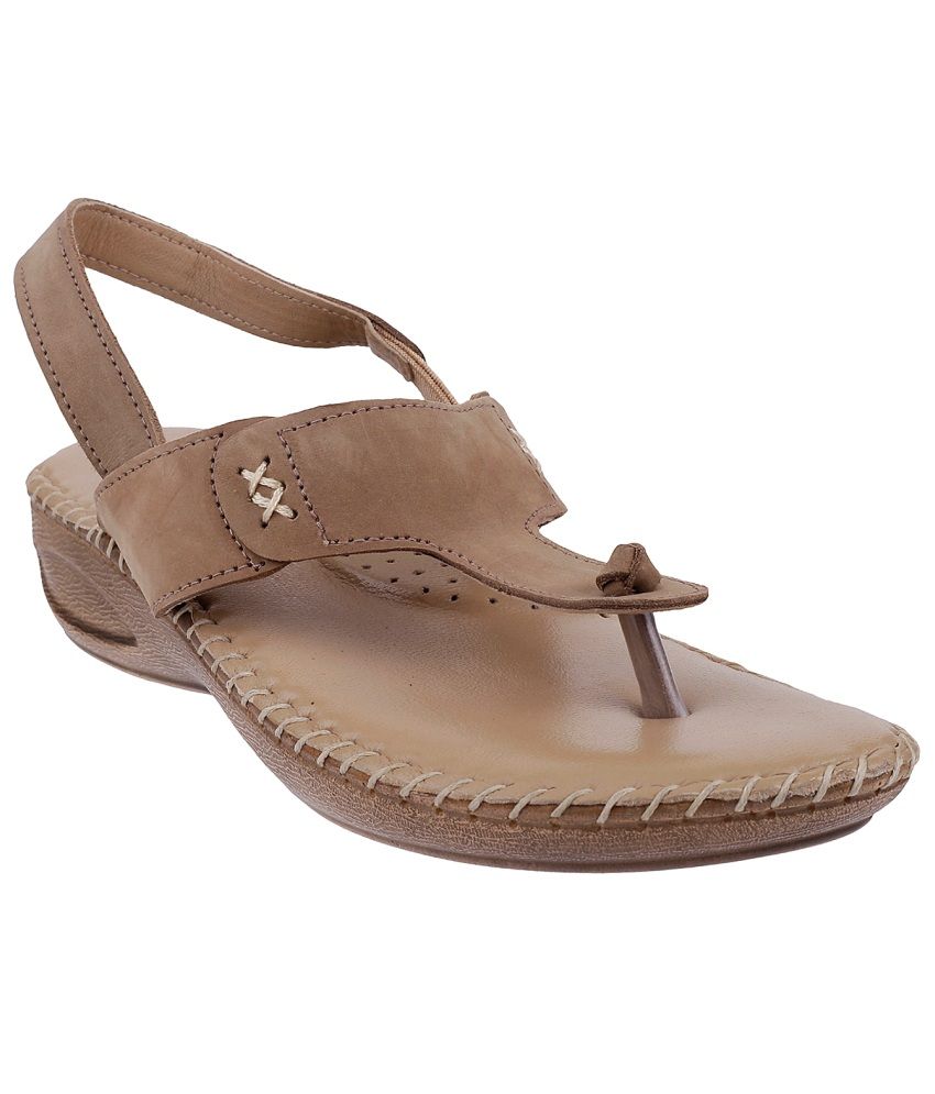 metro solid peach sandals