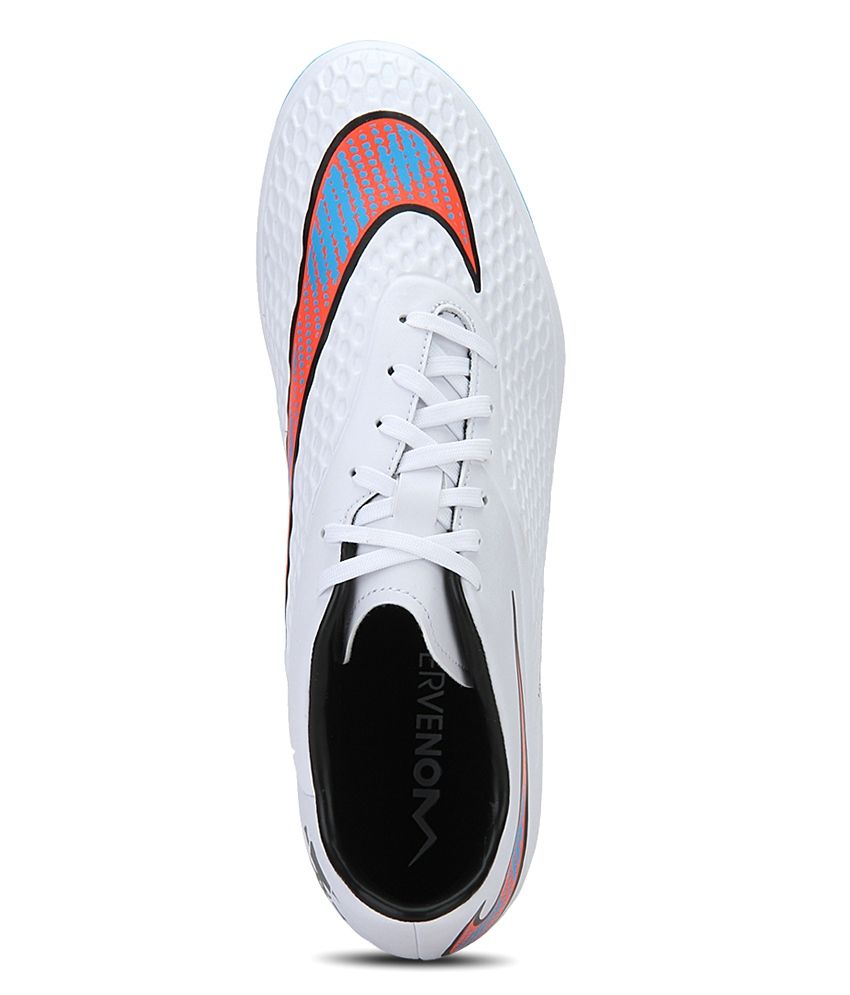 nike hypervenom online