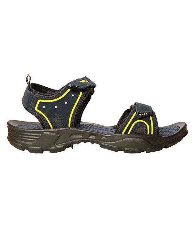 strive beach sandals