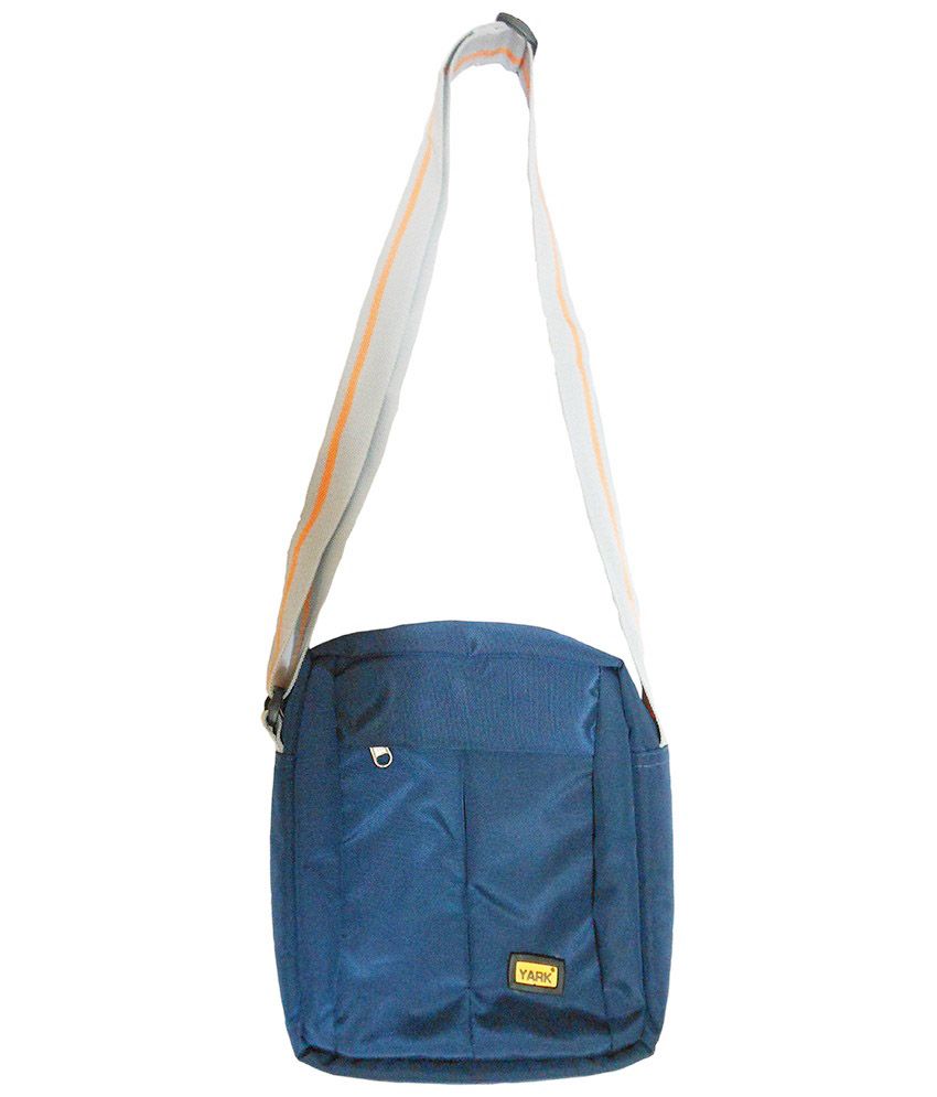 navy blue travel bag