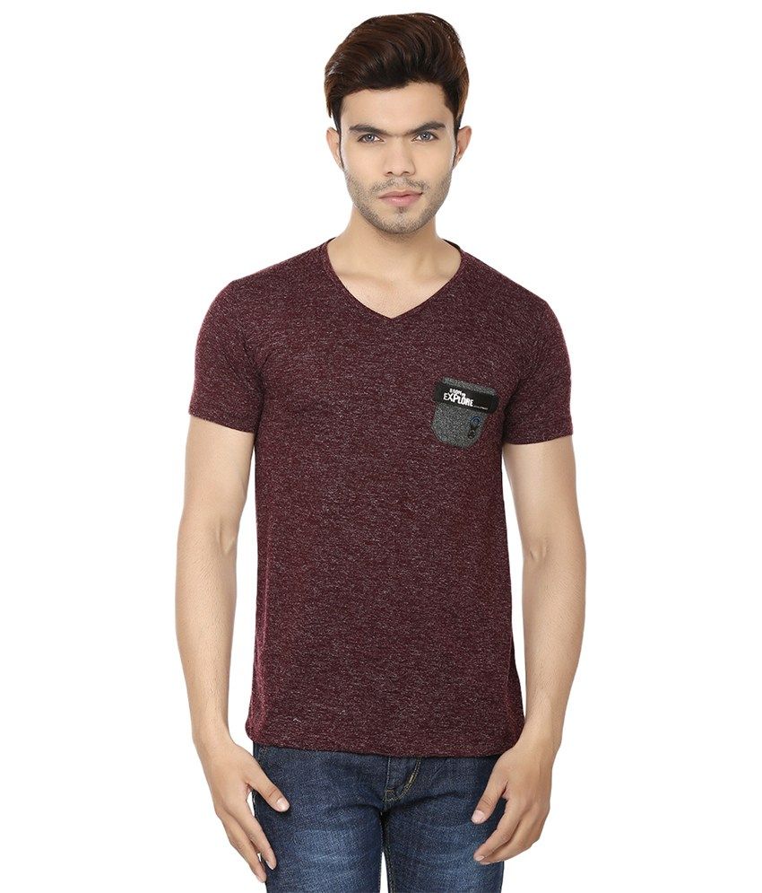 Download Lowcha Pocket Men's Round Neck Maroon T-Shirt - Buy Lowcha ...