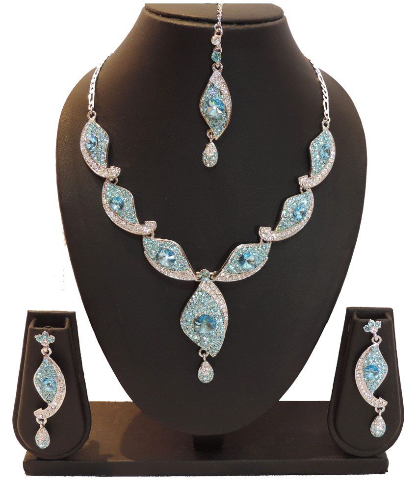 light blue necklace set