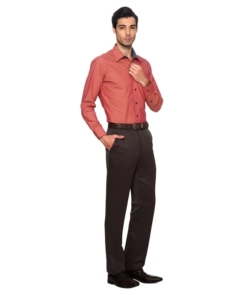 van heusen red tshirt
