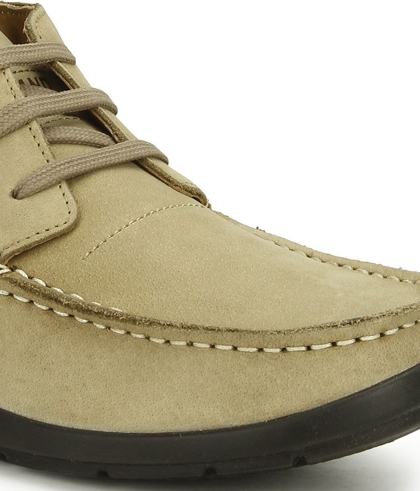 hiking casual shoes