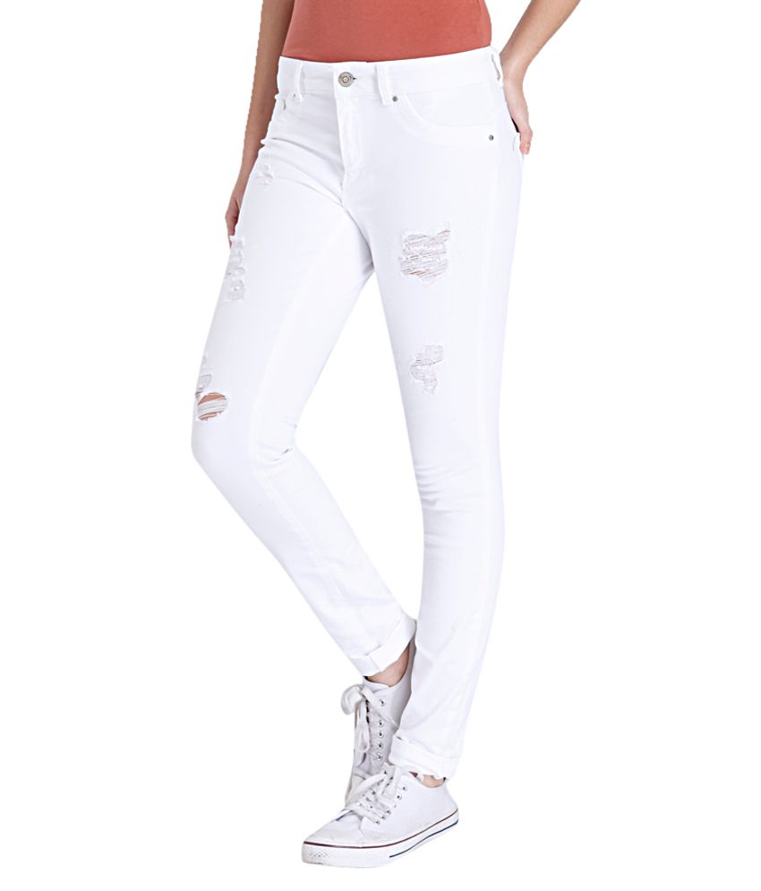 white slim fit jeans