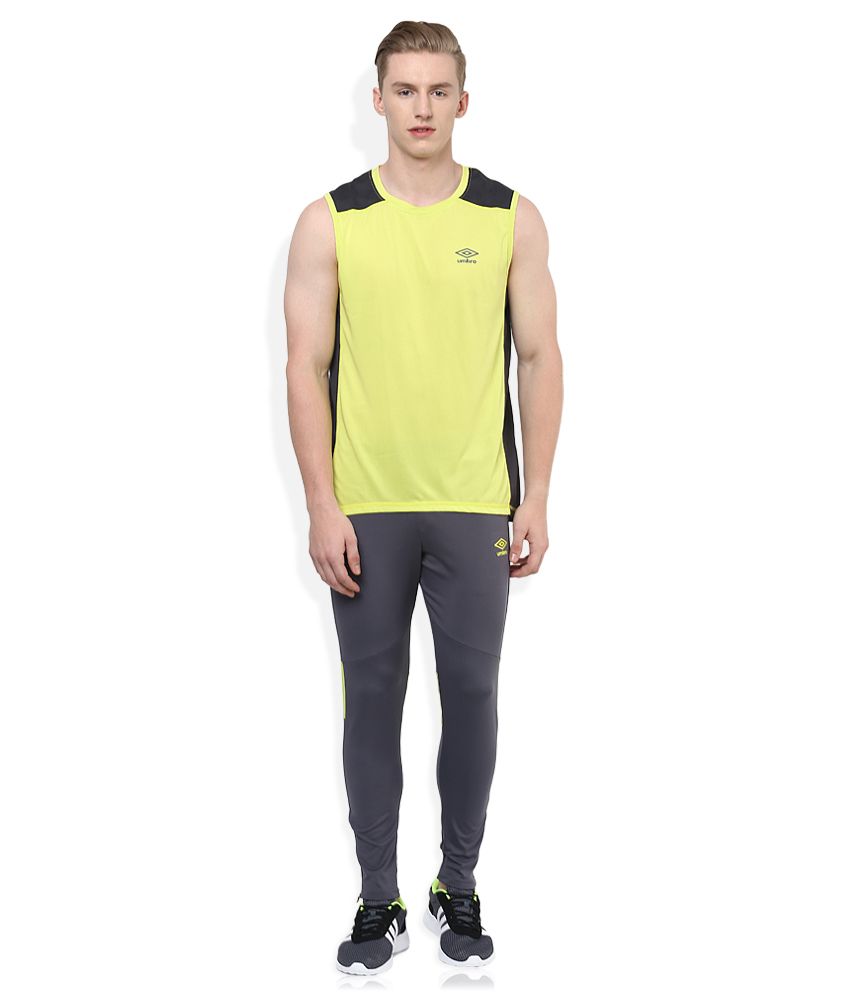 Umbro Green Round Neck Sleeveless 