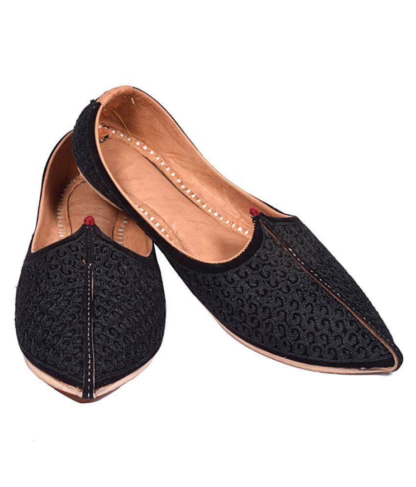 leather ethnic shoes
