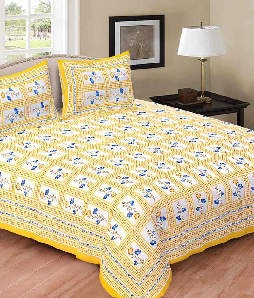     			UniqChoice Multi Color Traditional Design Double Bedsheet with 2 pillow Covers