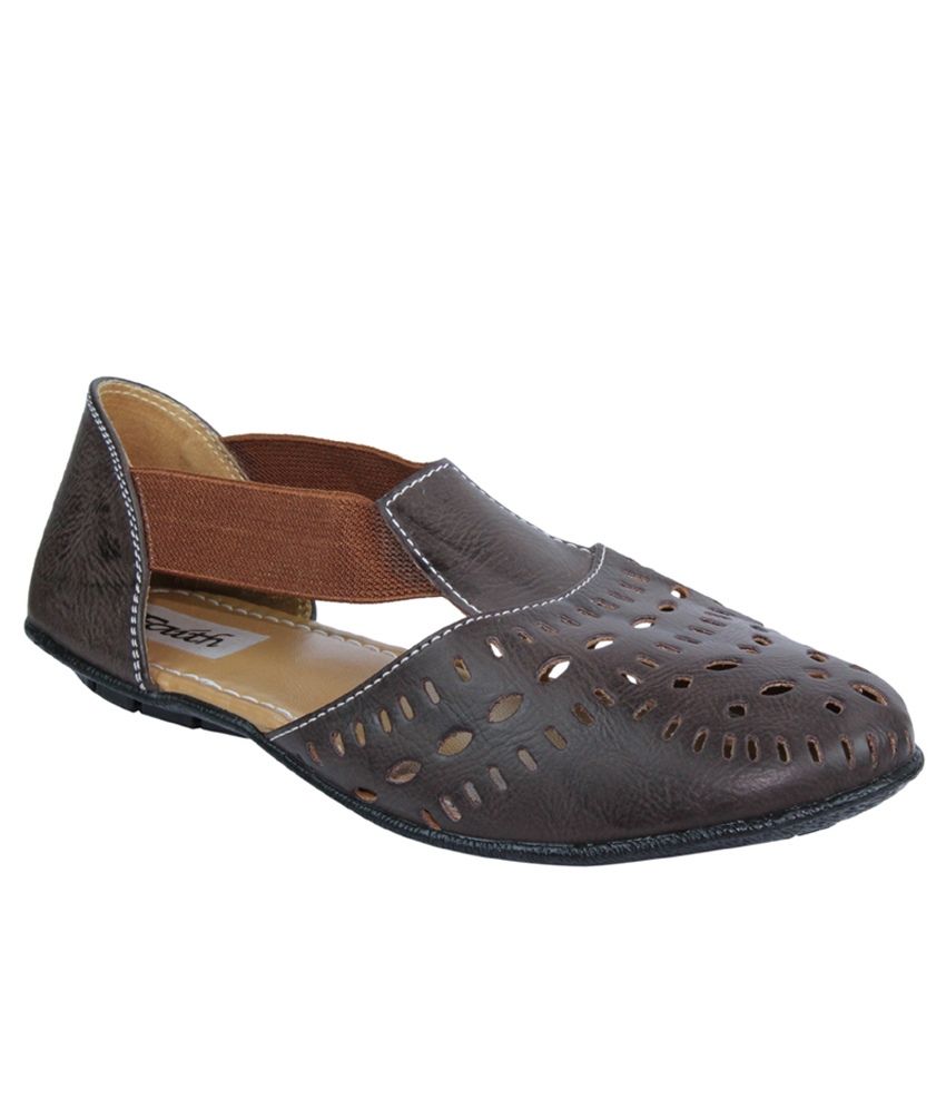 Faith Brown Flat Sandals Price in India- Buy Faith Brown Flat Sandals Online at Snapdeal