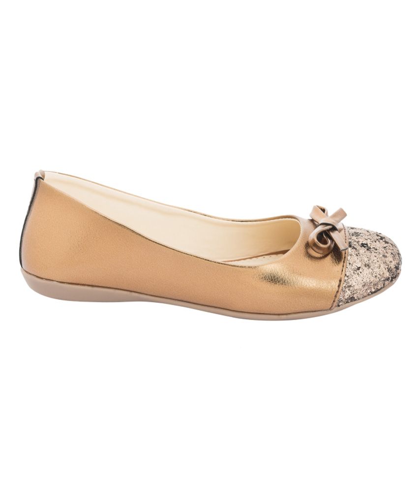 tan leather ballerinas