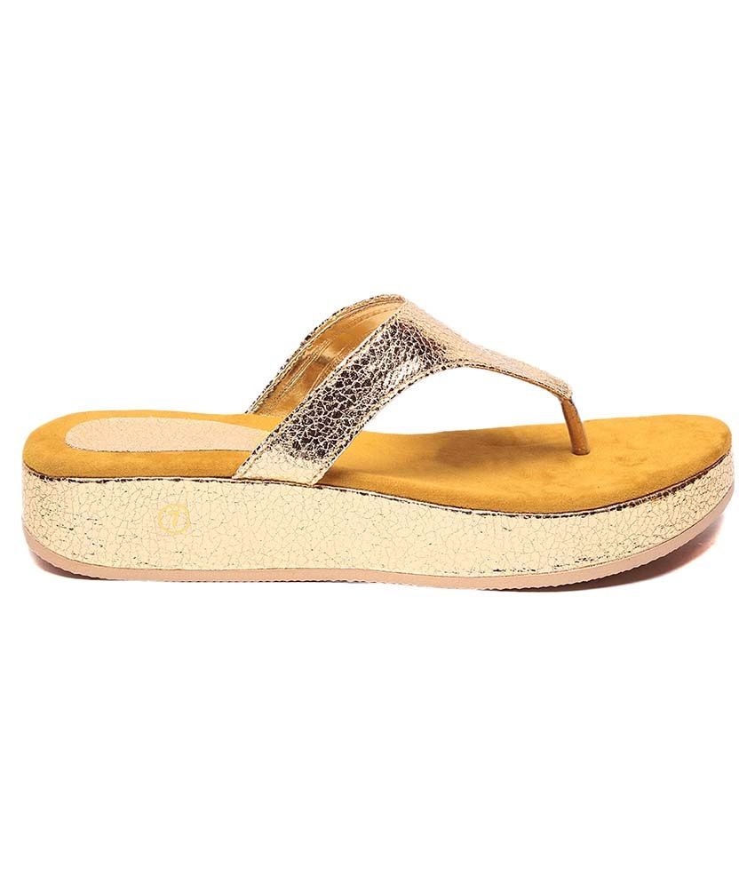 Royal Footwears Yellow Slip Ons Price in India- Buy Royal ...