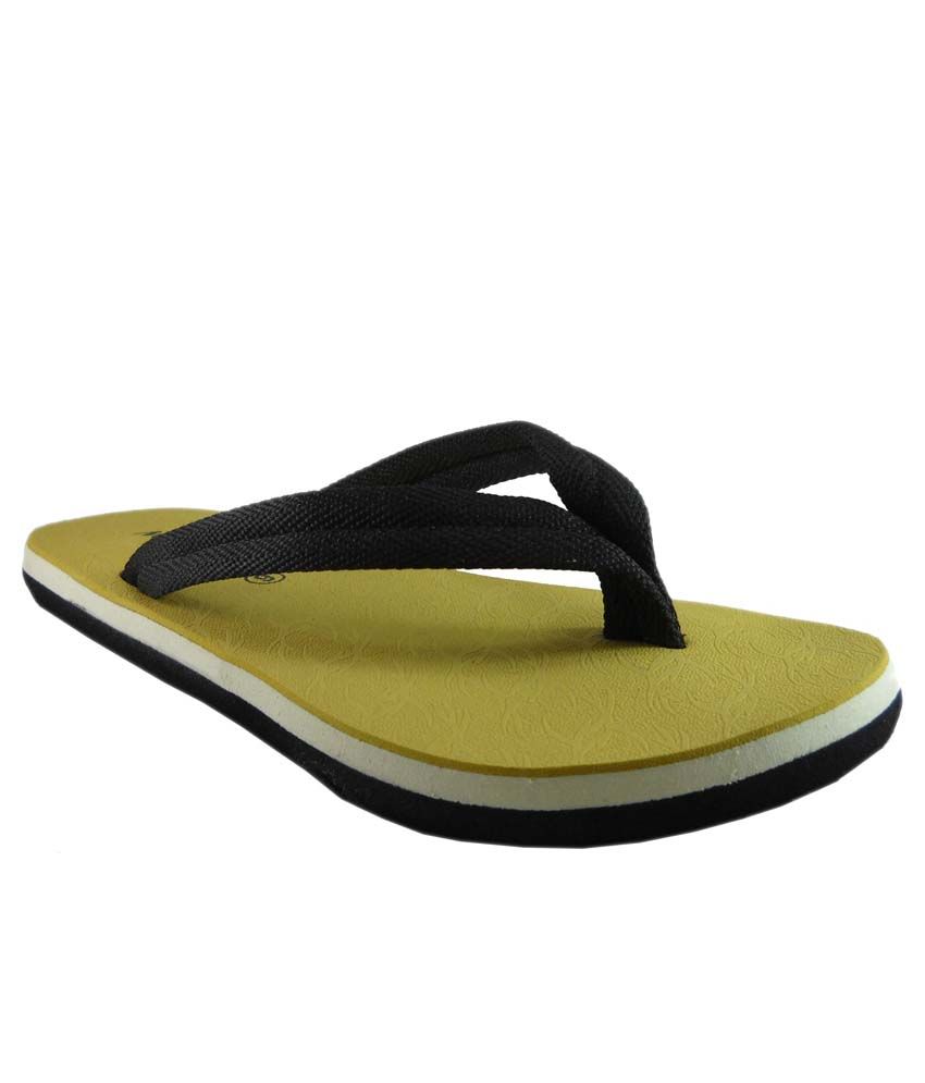 Mr.GY Trendy Look Flip Flops For Men's Price in India- Buy Mr.GY Trendy Look Flip Flops For Men 
